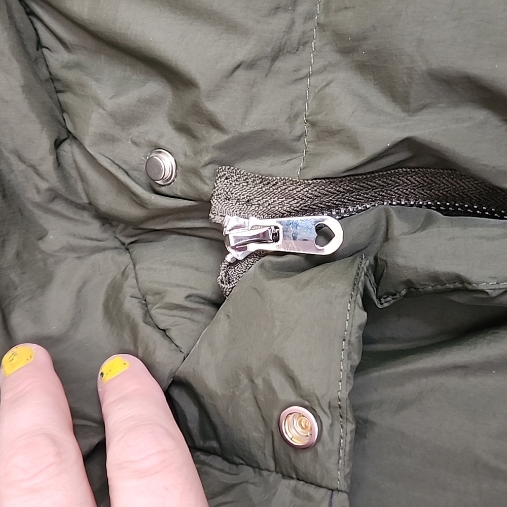 S. DEER Down Puffer Vest - Picture 4 of 8